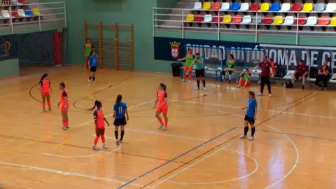 Un momento del partido disputado este s&aacute;bado en el 'Guillermo Molina'