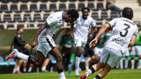 Okoro ha marcado el gol del Ceuta B en Lepe
