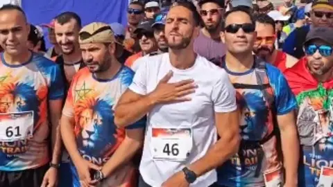 Ilias Lahsen, antes de la salida de la prueba en M'Diq