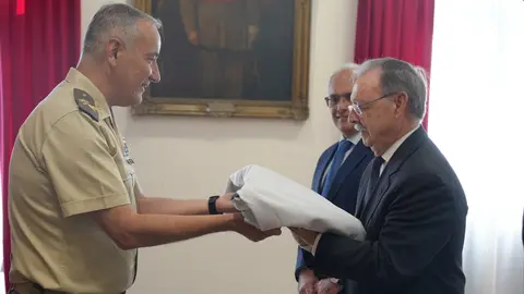 2026 - 06 - 09 - Bandera Comandancia - 12