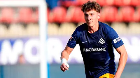 &Aacute;lex Petxarrom&aacute;n, en un partido de la pasada temporada con el Andorrra