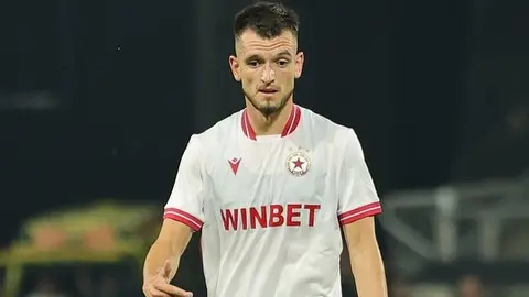 Adri&aacute;n Lape&ntilde;a, en un partido con el CSKA de Sof&iacute;a