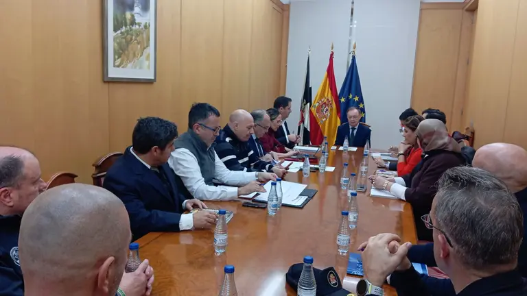 El Gobierno y los servicios de emergencia evalúan de nuevo la situación meteorológica y la respuesta a 'Leonardo'