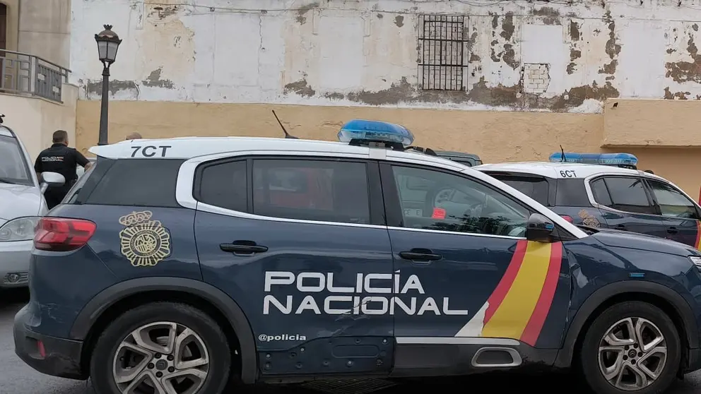 polic&iacute;a nacional