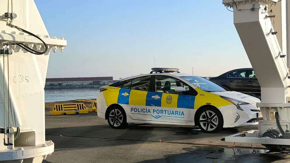 polic&iacute;a portuaria