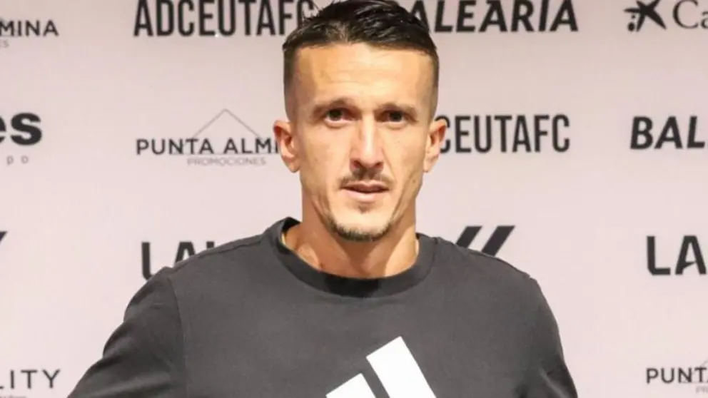 Salvi Sánchez, jugador de la AD Ceuta