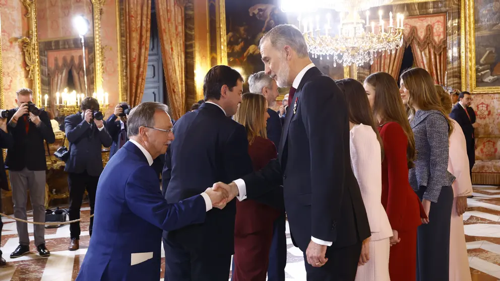 vivas rey felipe