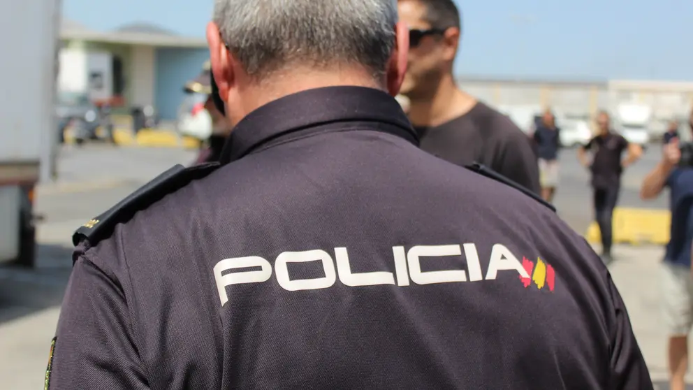 polic&iacute;a nacional