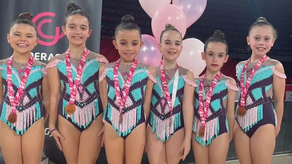 El conjunto benjam&iacute;n de Ceuta se colg&oacute; la medalla de bronce