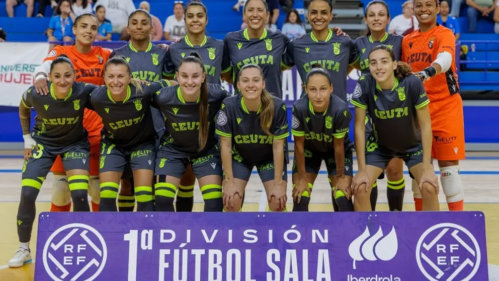 Formaci&oacute;n de la AD Ceuta Femenino, este s&aacute;bado antes de enfrentarse al Torreblanca de Melilla