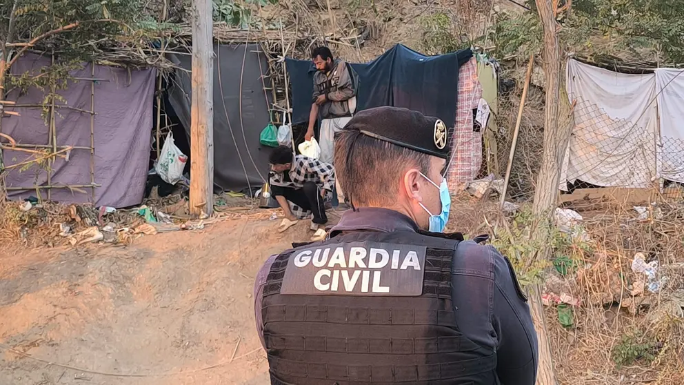 guardia civil inmigrantes
