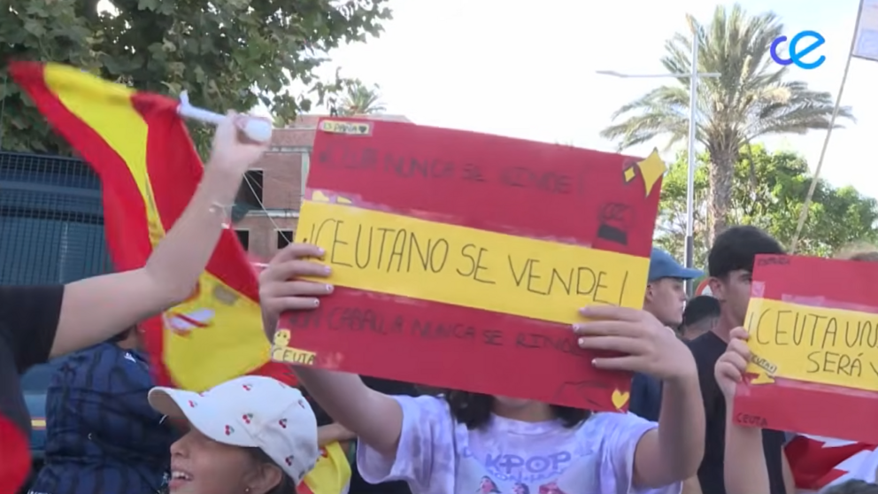 pancarta ceuta movilizaci&oacute;n