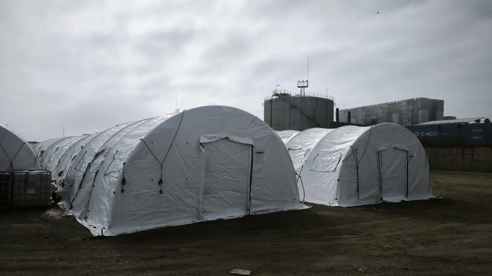 carpas puerto inmigrantes